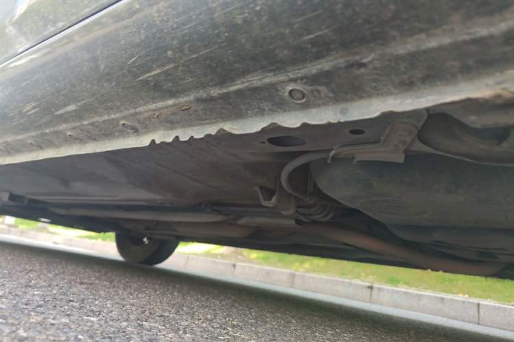 Used Nissan Sunny 2015 1.5XE Manual Elite Edition Chassis Rear Left