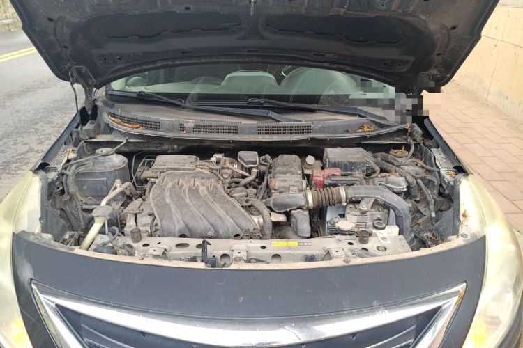 Used Nissan Sunny 2015 1.5XE CVT Comfort Edition Engine Bay