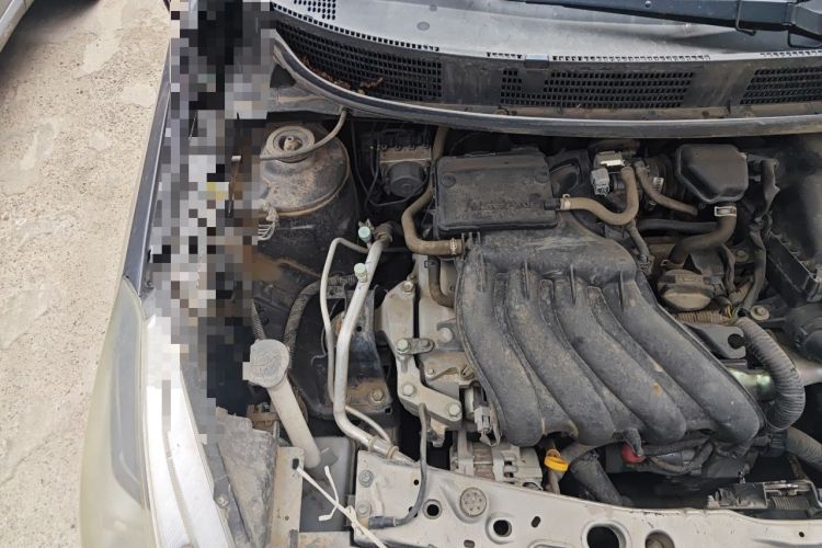 Used Nissan Sunny 2015 1.5XE Manual Comfort Edition Engine Bay Right