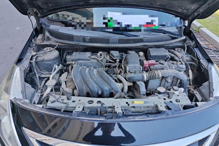 Used Nissan Sunny 2015 1.5XE Manual Comfort Edition Engine Bay