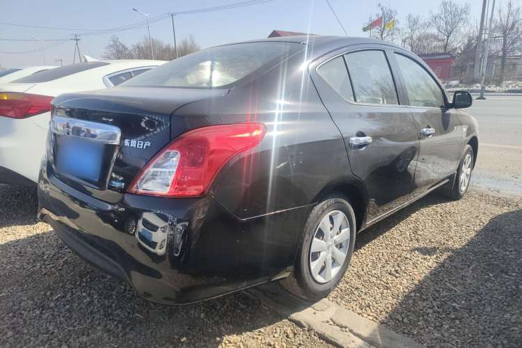 Used Nissan Sunny 2015 1.5XE Manual Comfort Edition Exterior 3