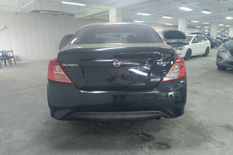 Used Nissan Sunny 2015 1.5XE CVT Comfort Edition Exterior 5