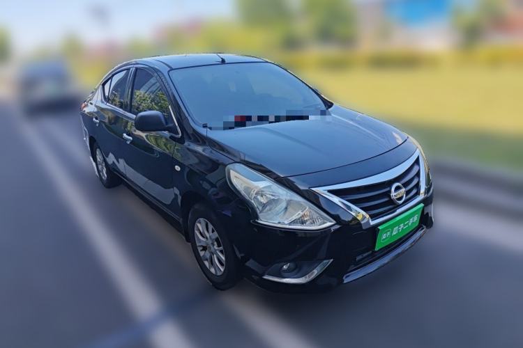 Used Nissan Sunny 2015 1.5XE Manual Comfort Edition Front Right 45 Deg