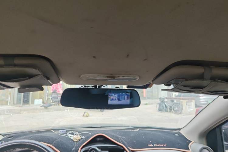 Used Nissan Sunny 2015 1.5XE Manual Comfort Edition Headliner