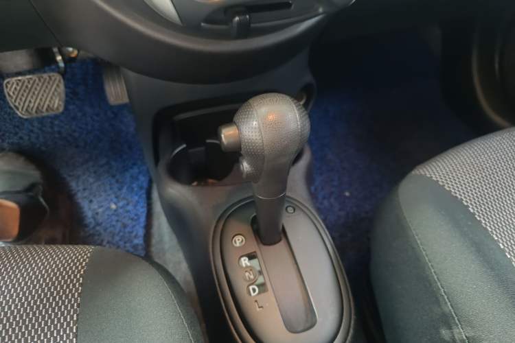 Used Nissan Sunny 2015 1.5XE CVT Comfort Edition Interior 4