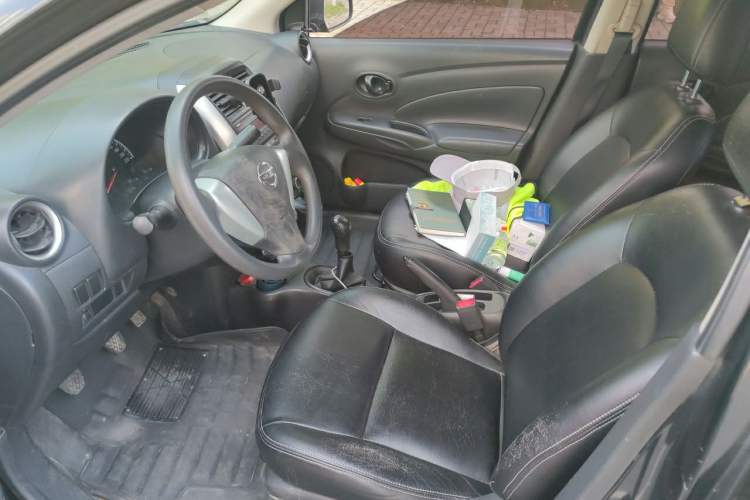 Used Nissan Sunny 2015 1.5XE Manual Elite Edition Left Front Seat