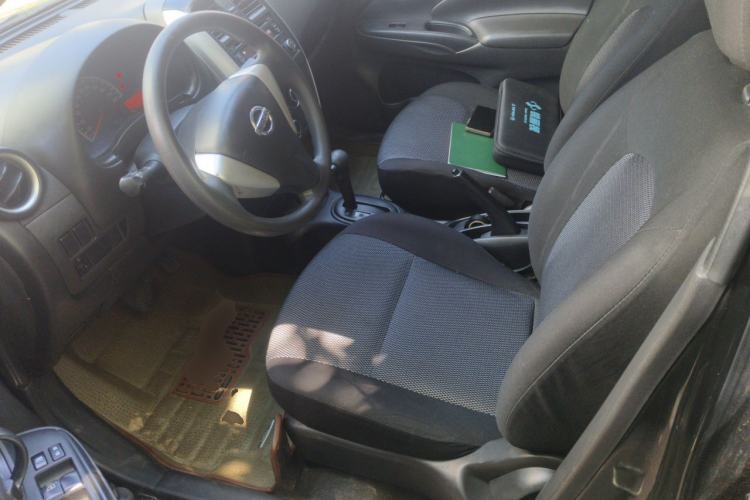 Used Nissan Sunny 2015 1.5XE CVT Comfort Edition Left Front Seat