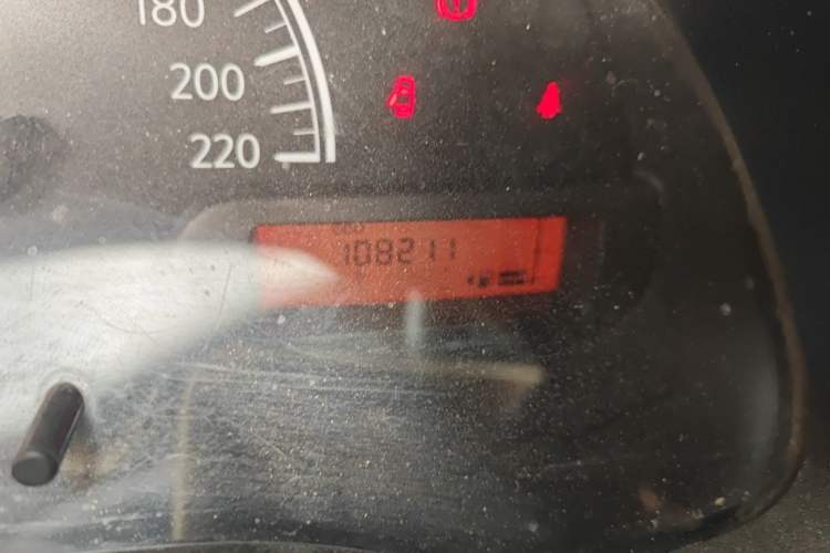 Used Nissan Sunny 2015 1.5XE Manual Comfort Edition Odometer Close Up
