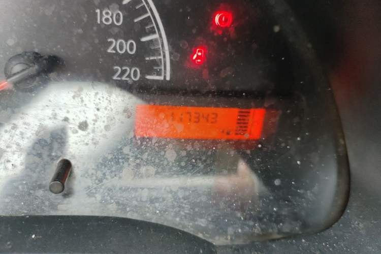 Used Nissan Sunny 2015 1.5XE Manual Comfort Edition Odometer Close Up