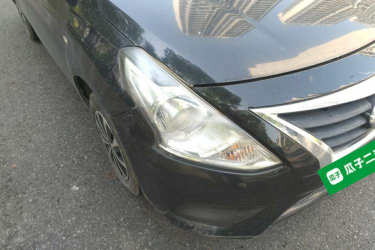 Used Nissan Sunny 2015 1.5XE Manual Elite Edition Right Front Headlight