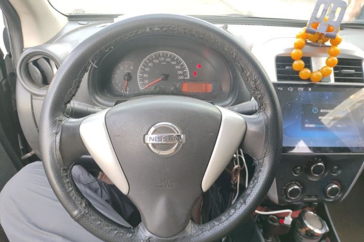 Used Nissan Sunny 2015 1.5XE Manual Comfort Edition Steering Wheel