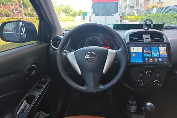 Used Nissan Sunny 2015 1.5XE Manual Comfort Edition Steering Wheel
