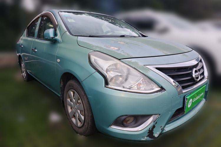 Used Nissan Sunny 2015 1.5XE Manual Comfort Edition Front Right 45 Deg