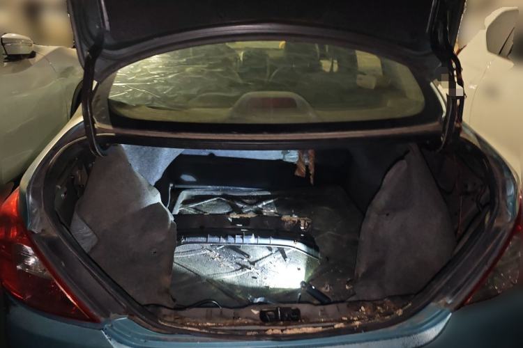 Used Nissan Sunny 2015 1.5XE Manual Comfort Edition Trunk