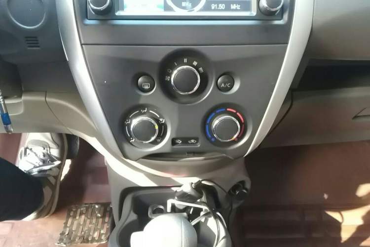 Used Nissan Sunny 2015 1.5XE CVT Comfort Edition AC Panel