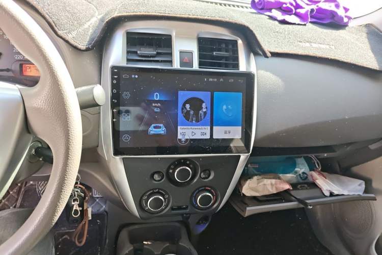 Used Nissan Sunny 2015 1.5XE CVT Comfort Edition Audio And AC Panel