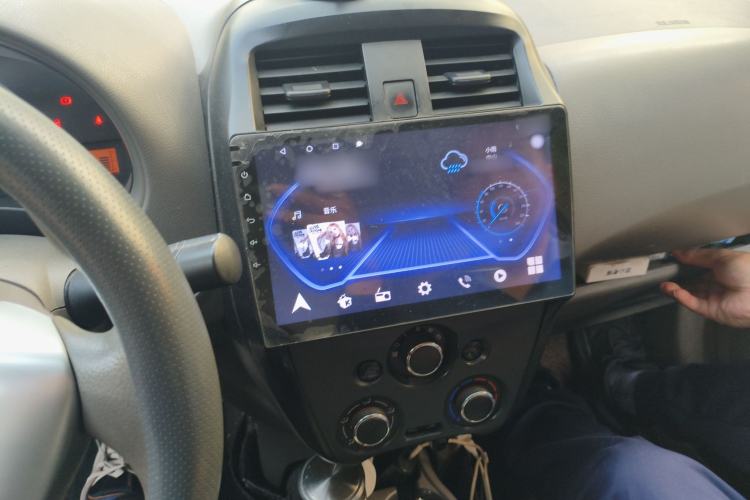 Used Nissan Sunny 2015 1.5XE CVT Comfort Edition Audio And AC Panel