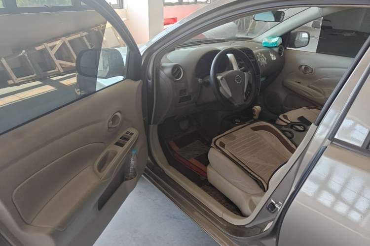 Used Nissan Sunny 2015 1.5XE CVT Master Edition Driver Seat