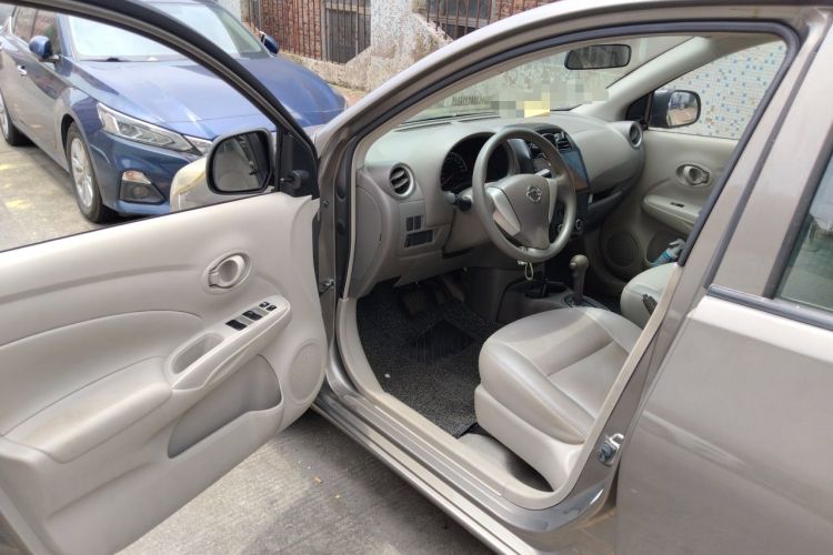 Used Nissan Sunny 2015 1.5XE CVT Comfort Edition Driver Seat