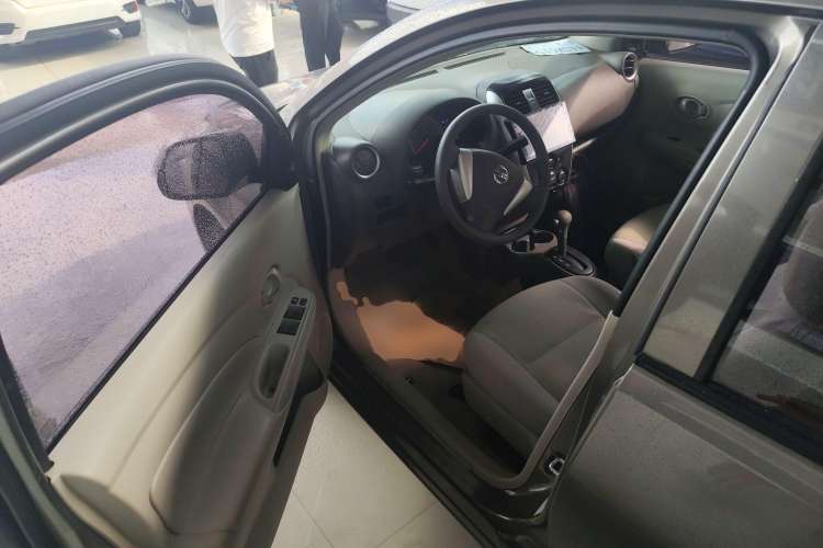 Used Nissan Sunny 2015 1.5XE CVT Comfort Edition Driver Seat