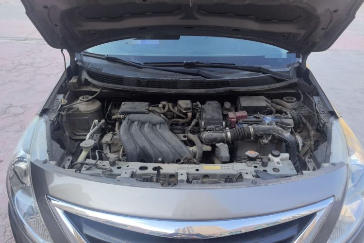Used Nissan Sunny 2015 1.5XE Manual Comfort Edition Engine Bay