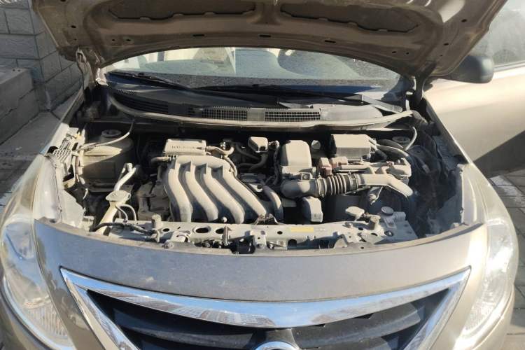 Used Nissan Sunny 2015 1.5XE Manual Elite Edition Engine Bay