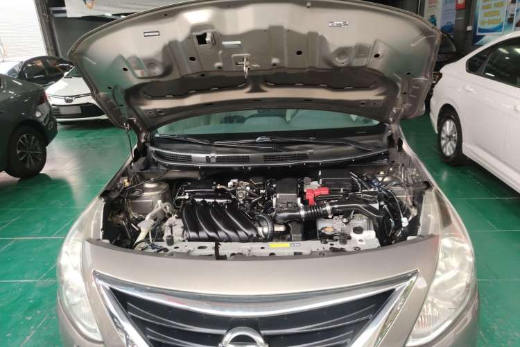 Used Nissan Sunny 2015 1.5XE CVT Elite Edition Engine Bay