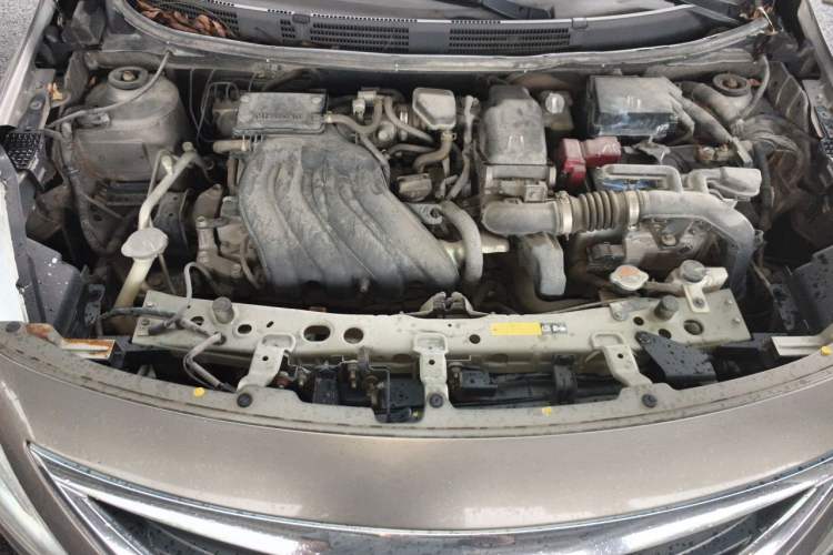 Used Nissan Sunny 2015 1.5XE CVT Comfort Edition Engine Bay