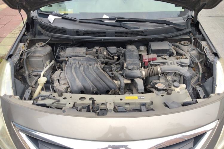 Used Nissan Sunny 2015 1.5XE CVT Comfort Edition Engine Bay