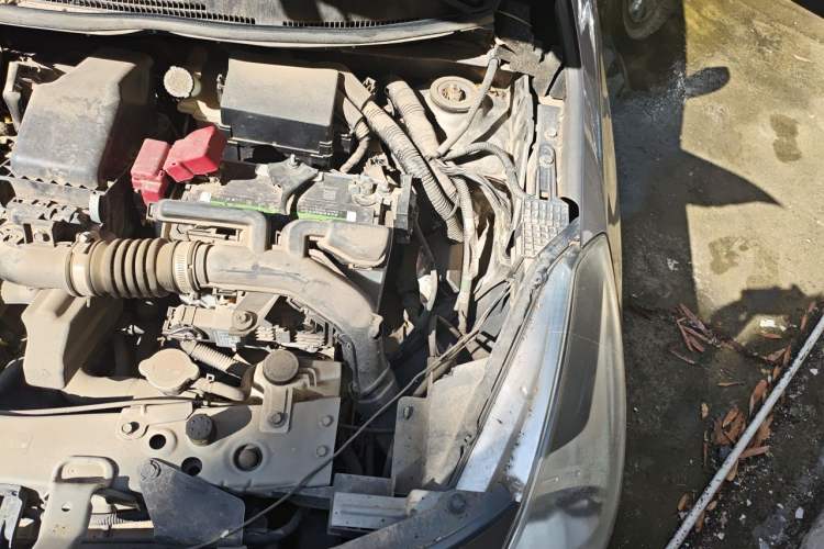 Used Nissan Sunny 2015 1.5XE CVT Comfort Edition Engine Bay Left