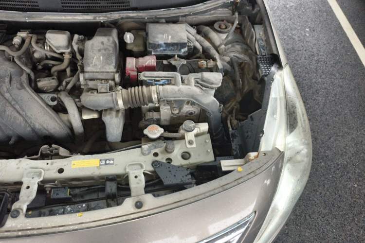Used Nissan Sunny 2015 1.5XE CVT Comfort Edition Engine Bay Left