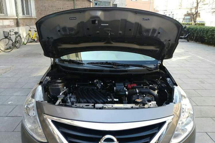 Used Nissan Sunny 2015 1.5XE CVT Comfort Edition Engine Bay
