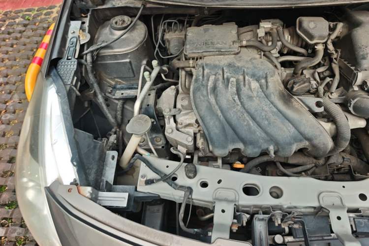 Used Nissan Sunny 2015 1.5XE CVT Elite Edition Engine Bay Right