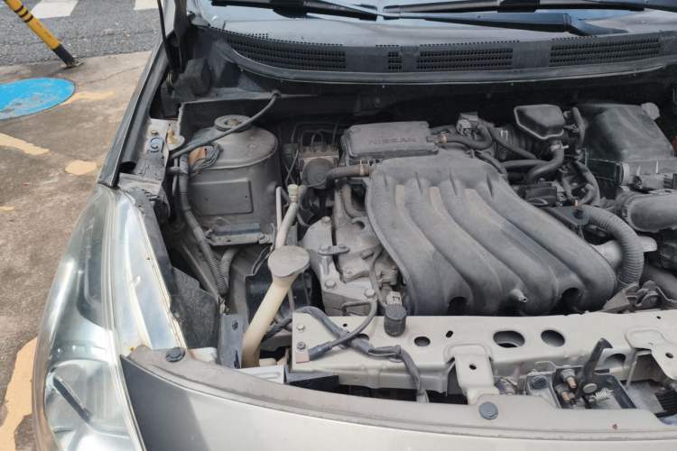 Used Nissan Sunny 2015 1.5XE Manual Comfort Edition Engine Bay Right