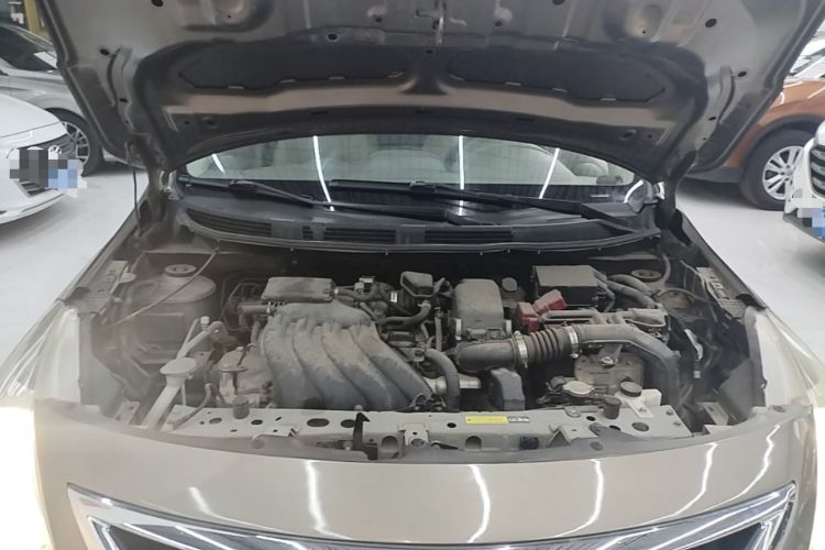 Used Nissan Sunny 2015 1.5XE CVT Comfort Edition Engine Bay