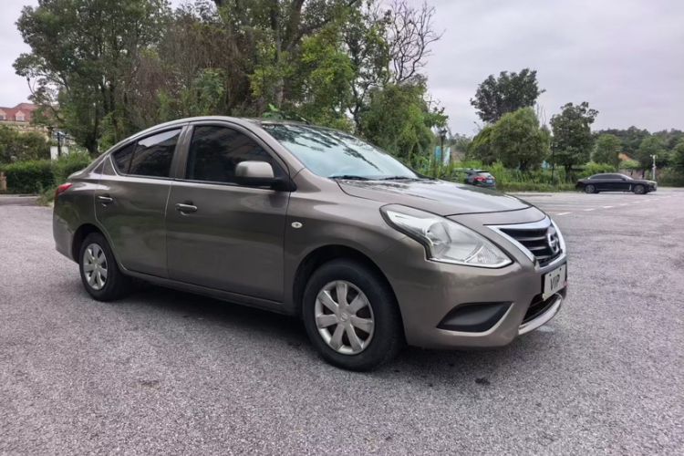 Used Nissan Sunny 2015 1.5XE CVT Comfort Edition Exterior 2