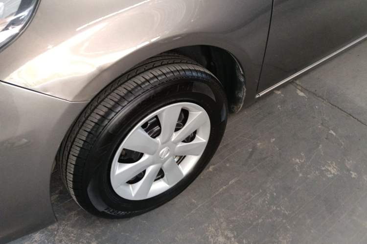 Used Nissan Sunny 2015 1.5XE CVT Comfort Edition Exterior 7