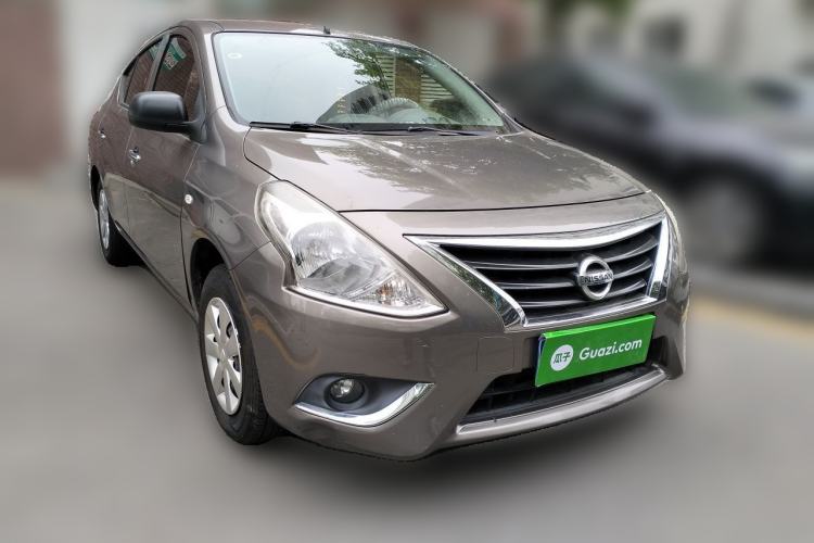 Used Nissan Sunny 2015 1.5XE Manual Master Edition Front Right 45 Deg