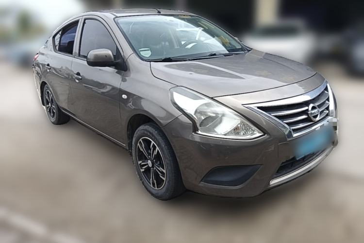 Used Nissan Sunny 2015 1.5XE Manual Comfort Edition Front Right 45 Deg