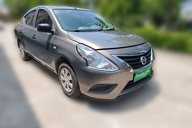 Used Nissan Sunny 2015 1.5XE Manual Comfort Edition Front Right 45 Deg
