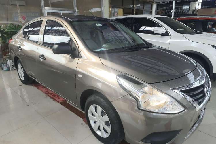 Used Nissan Sunny 2015 1.5XE CVT Comfort Edition Front Right 45 Deg