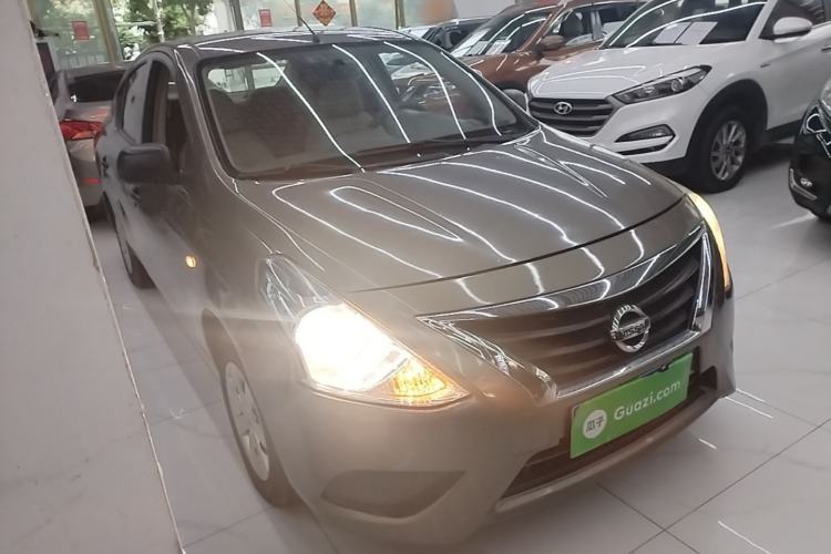 Used Nissan Sunny 2015 1.5XE CVT Comfort Edition Front Right 45 Deg