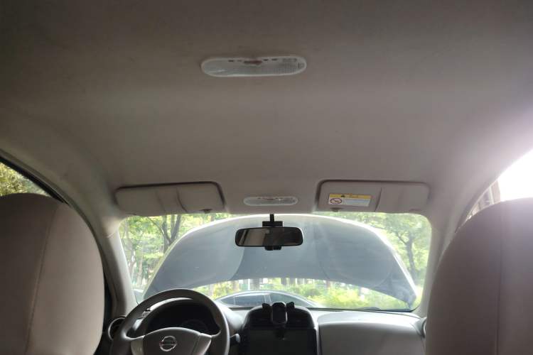 Used Nissan Sunny 2015 1.5XE CVT Elite Edition Headliner