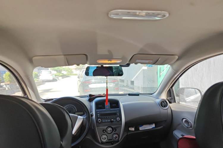 Used Nissan Sunny 2015 1.5XE CVT Comfort Edition Headliner