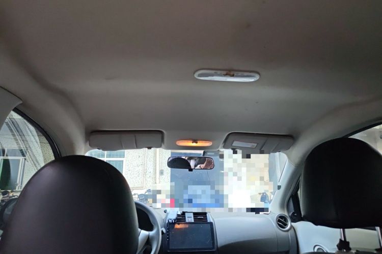 Used Nissan Sunny 2015 1.5XE Manual Comfort Edition Headliner