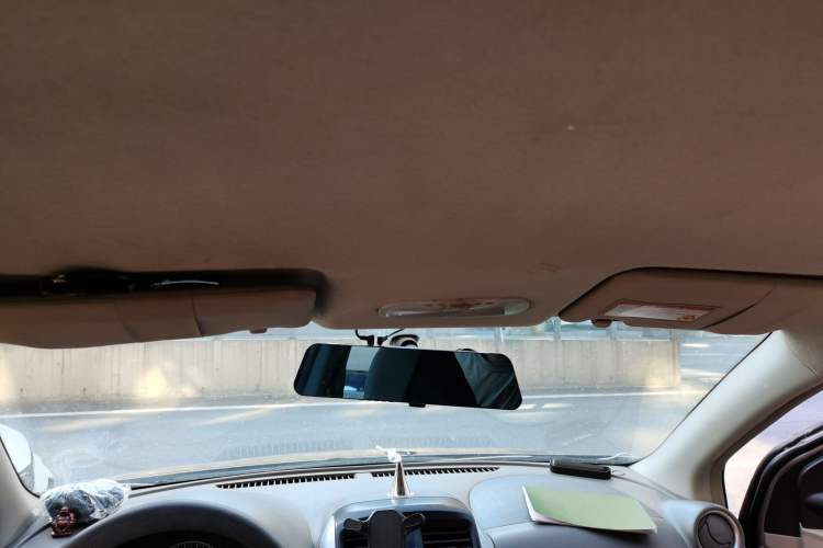 Used Nissan Sunny 2015 1.5XE Manual Comfort Edition Headliner