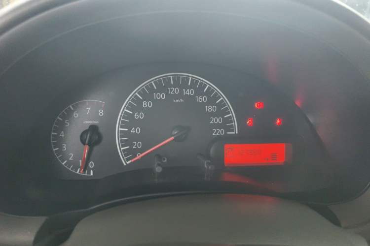 Used Nissan Sunny 2015 1.5XE CVT Comfort Edition Instrument Cluster