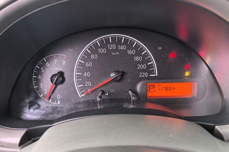 Used Nissan Sunny 2015 1.5XE CVT Comfort Edition Instrument Cluster