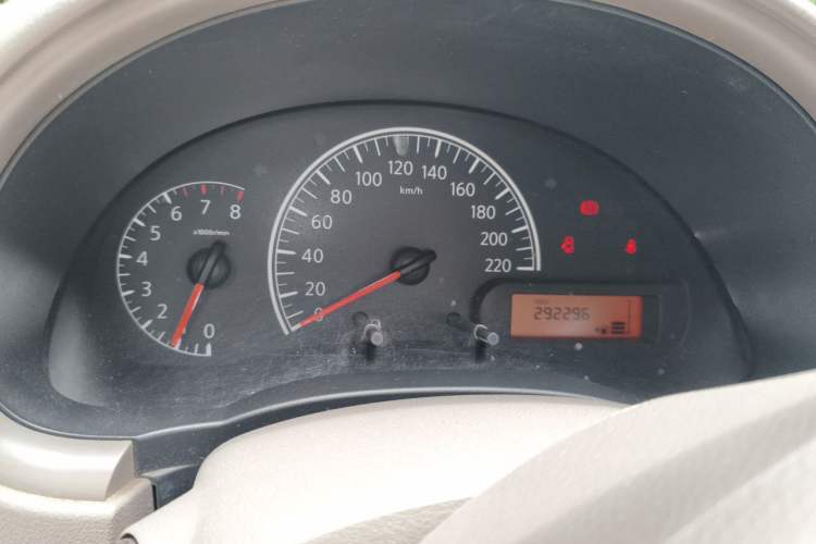 Used Nissan Sunny 2015 1.5XE Manual Comfort Edition Instrument Cluster