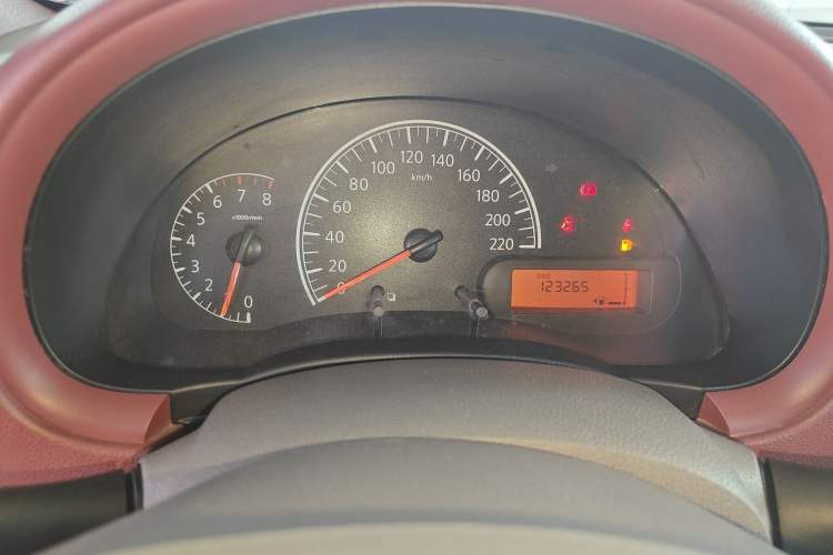 Used Nissan Sunny 2015 1.5XE Manual Comfort Edition Instrument Cluster